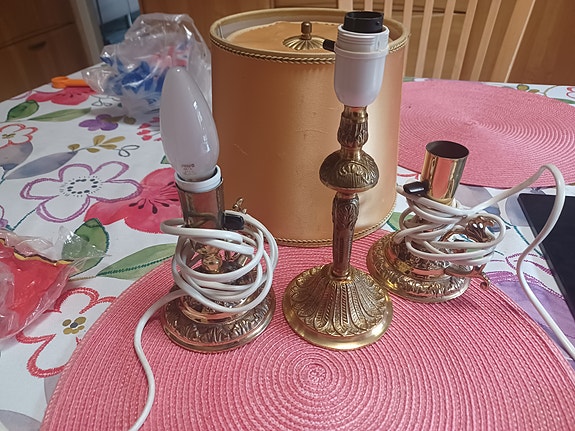 messinki lampun jalat