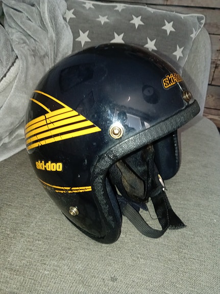 Vintage Ski-doo kypärä L-koko
