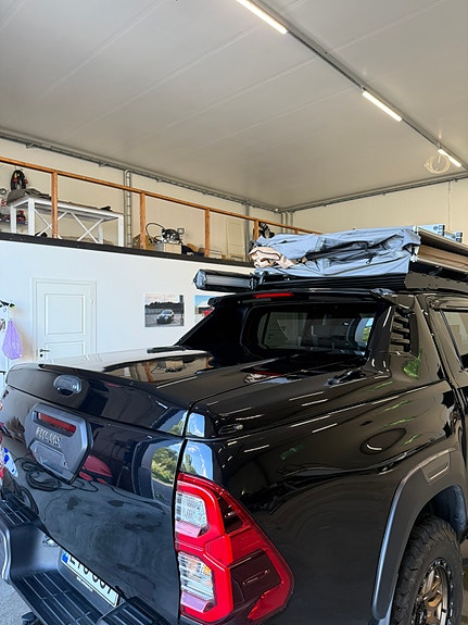 Toyota Hilux doublecap - lavakate