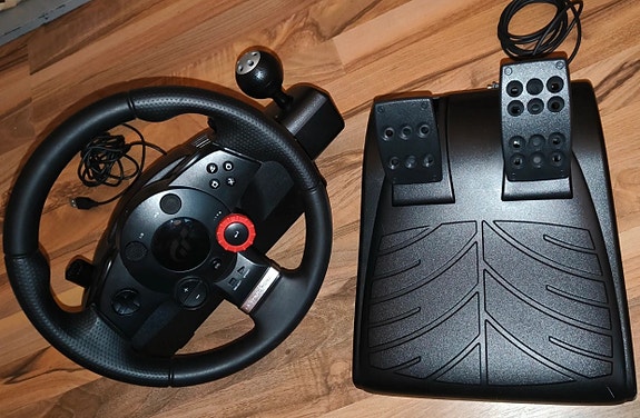 Logitech Driving Force GT