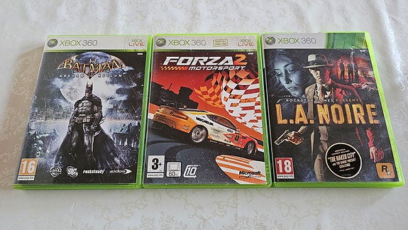 Kolme Xbox 360 peliä paketissa