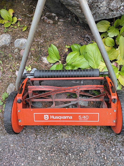 Husqvarna 5/40 kelaleikkuri punainen