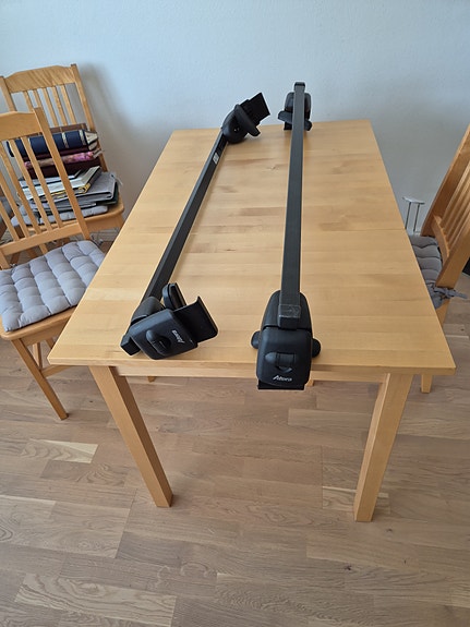 Signo 044 287 RR kattotelineet autoon merkki Atera