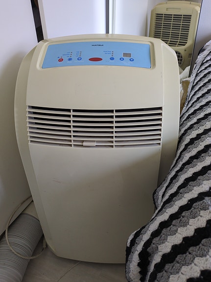 Matsui MPA9KWR siirrettävä ilmastointilaite 9000 BTU