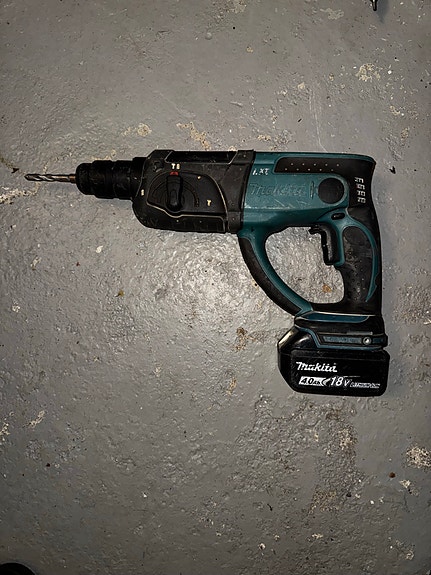 Makita Akkuporavasara LXT DHR202 + 4.0ah akku