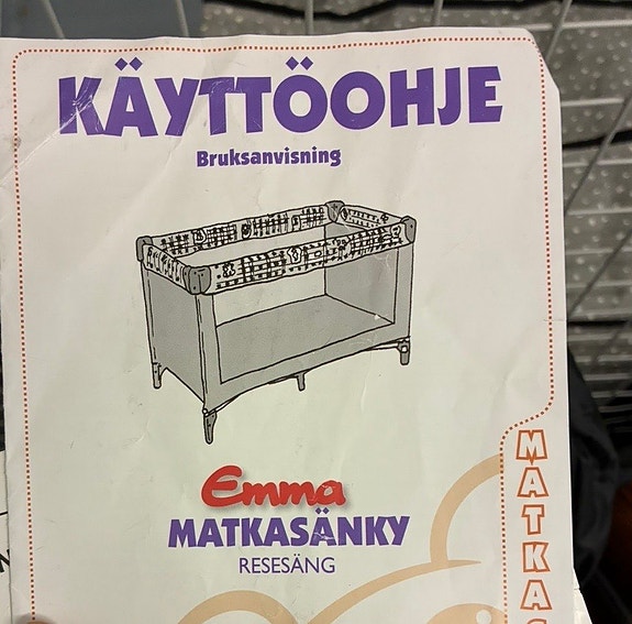 Lasten matkasänky