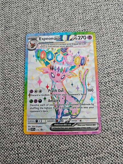 Harvinaisia Pokemon kortteja