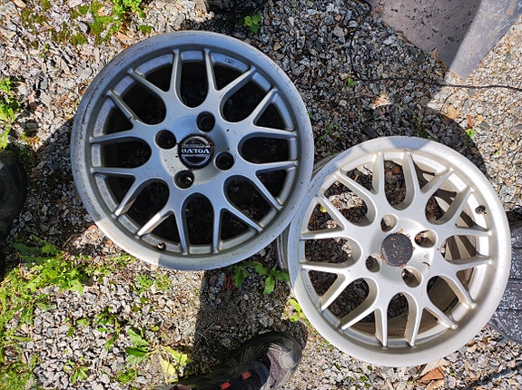 Volvo V40 alut