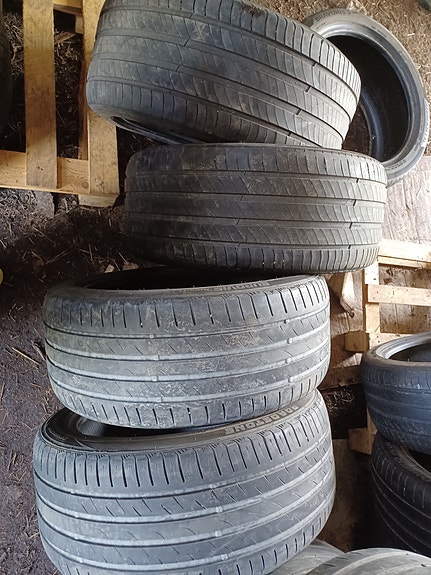 255/40/19 kesärenkaat