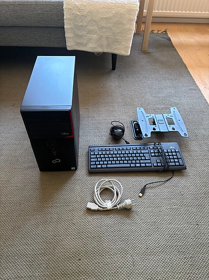 Fujitsu pöytäkone + tarvikkeet