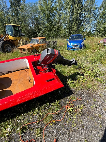Halpa pikkuvene
