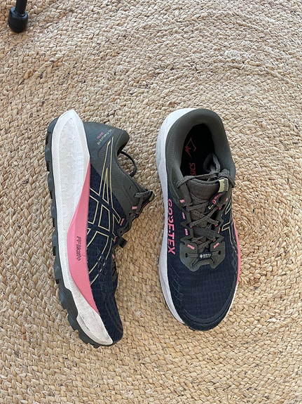 Asics Goretex-lenkkarit, koko 41