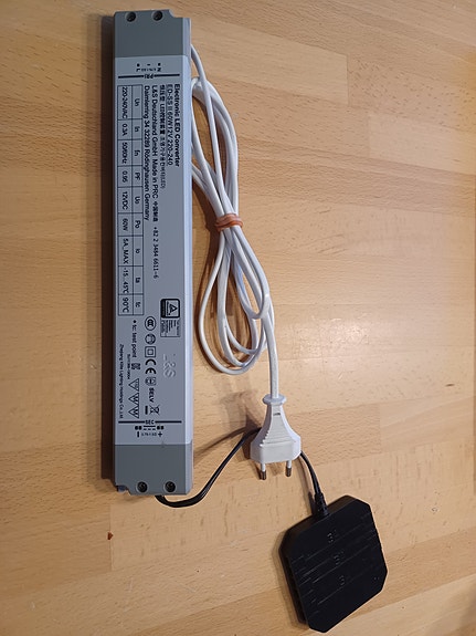 230V 12V led-muuntaja 12 ledille