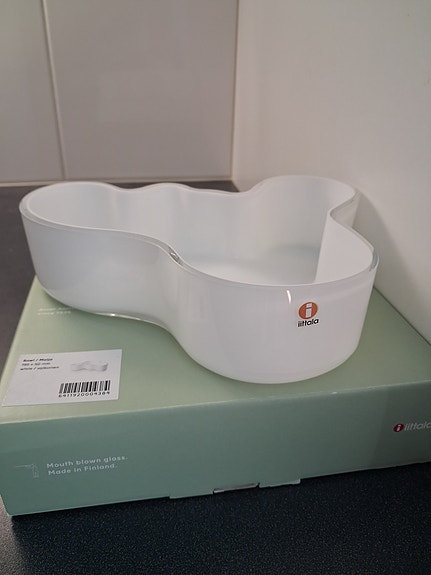 Valkoinen malja Alvar Aalto