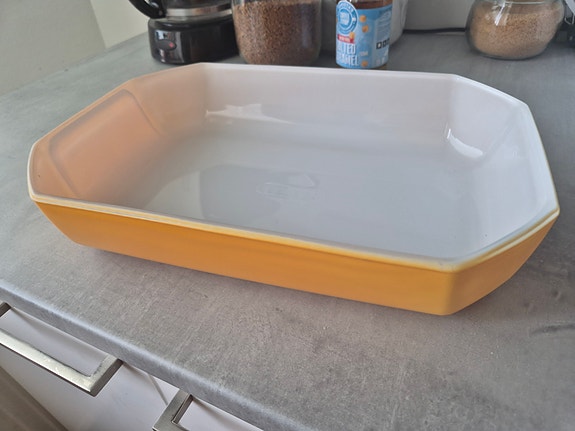 pyrex uunivuoka suorakulmainen keltainen