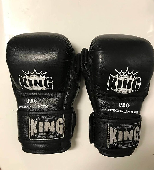 King Pro MMA -hanskat aitoa nahkaa