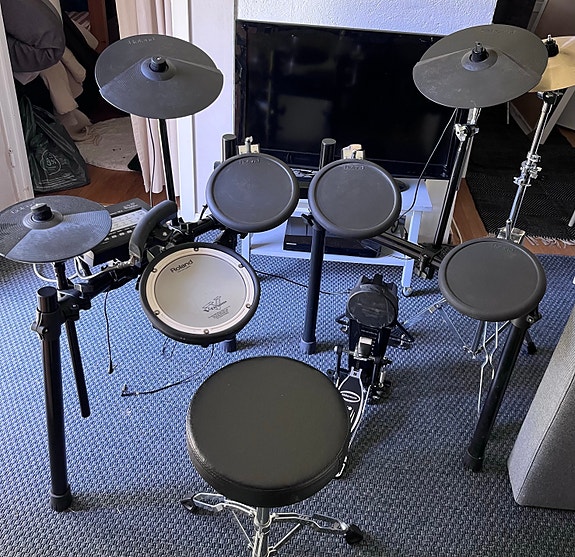 Roland TD-3 sähkörummut