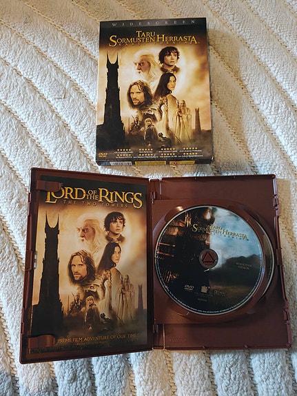 LOTR: Kaksi Tornia DVD-elokuva