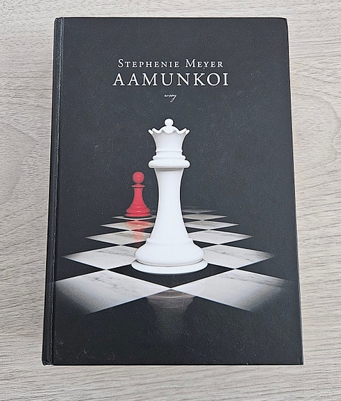 Stephenie Meyer Aamunkoi kovakantinen kirja