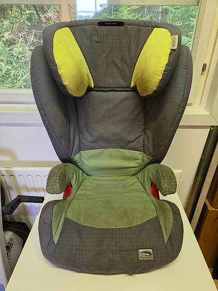 Britax Römer Kidfix turvaistuin 15–36 kg
