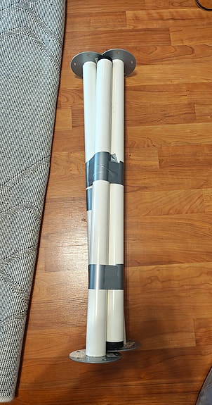 IKEA VIKA ADILS pöydän jalat.