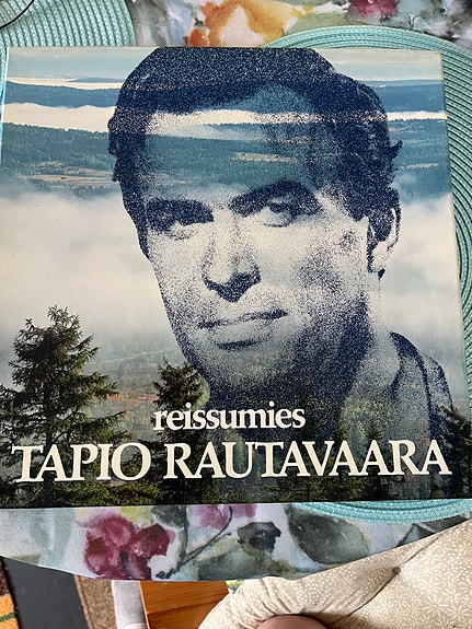 Tapio Rautavaara Reissumies LP-levy paketti