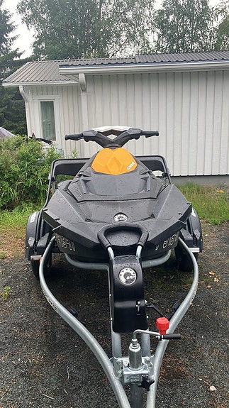 Sea doo spark 2 up vesijetti