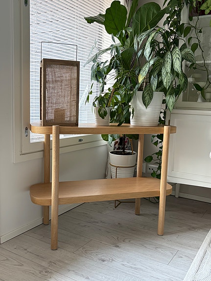 IKEA Listerby sivupöytä