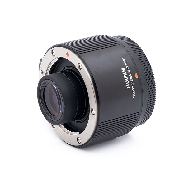 Fujifilm Fujinon Tele Converter XF 2X TC WR – Käytetty