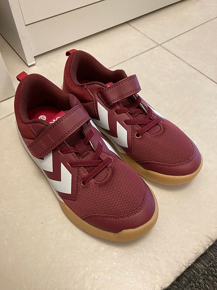 Hummel sisäpelikengät 35