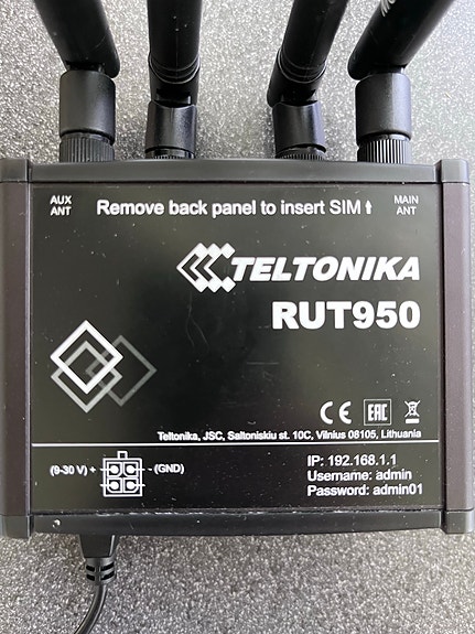 Teltonika RUT950 4G LTE -reititin