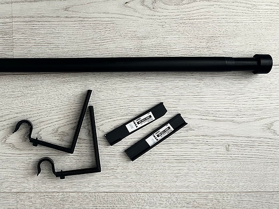 IKEA verhotanko musta