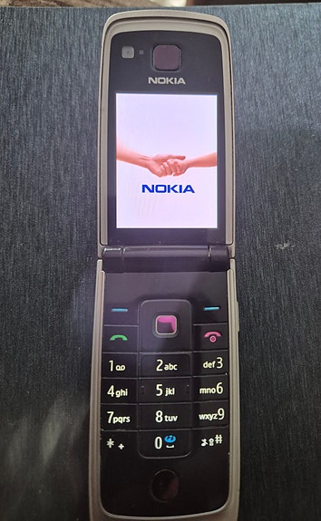 Nokia 6600  fold