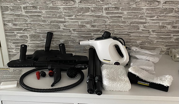 Kärcher SC 1 höyrypuhdistin lisäosilla