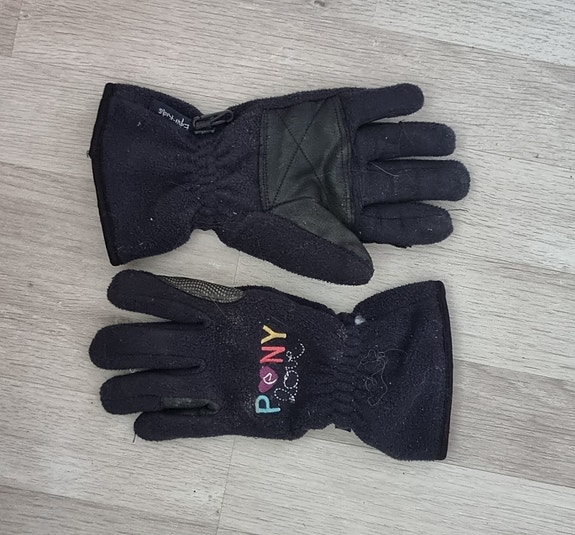Lasten fleece ratsastushanskat