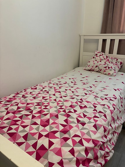 Ikea Hemnes sänky