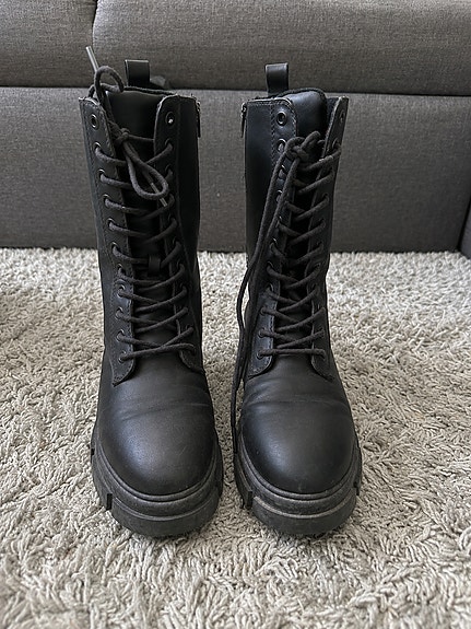 Ladies winter boots