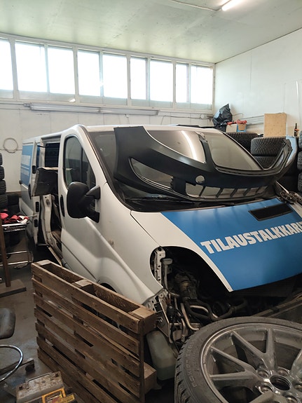 Renault Trafic 2.5 2006 moottorivikainen varaosiksi