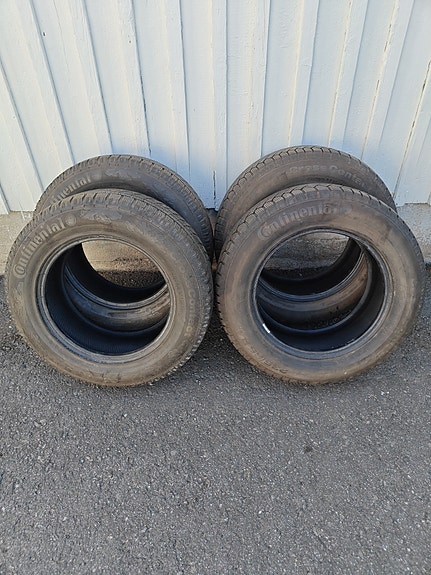 235/65 R17 Continental SUV