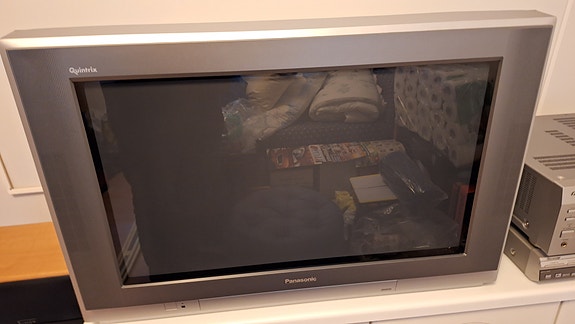 Panasonic  TX 28PX10F Quintrix 28" 100Hz