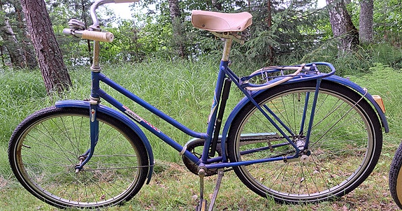 Eska 26" naisten polkupyörä 30 €