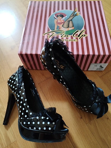 Korkokengät Pin Up Couture