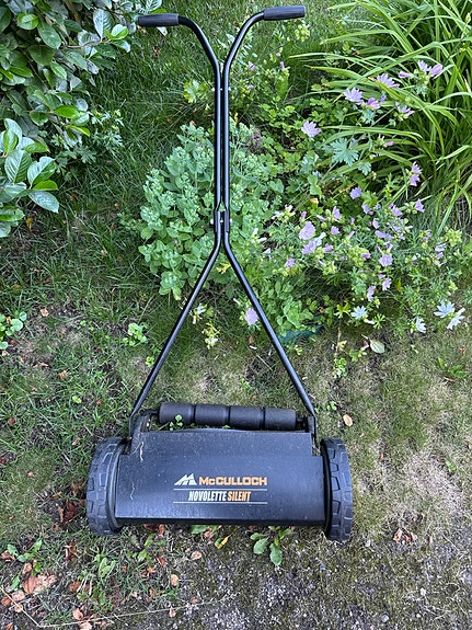 VARATTU McCulloch Novolette Silent käsikäyttöinen ruohonleikkurin