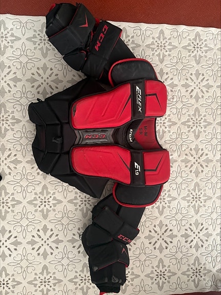 CCM EFlex E1.9 maalivahdin rintapanssari SR M-M