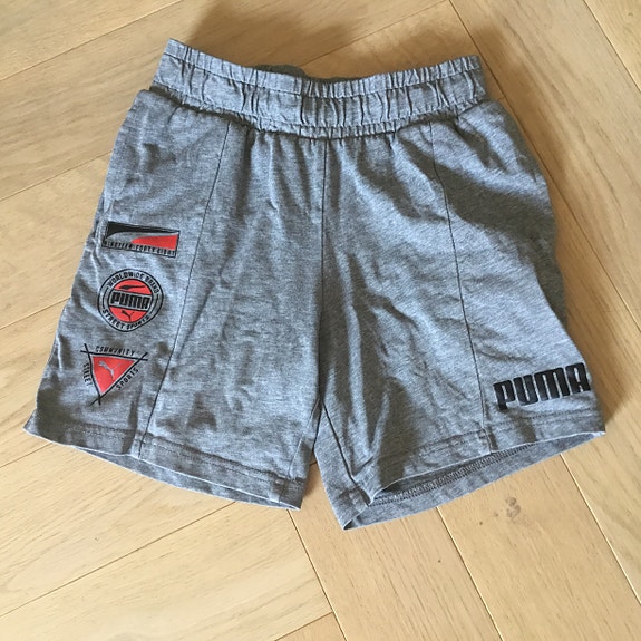 Puma collegeshortsit 140