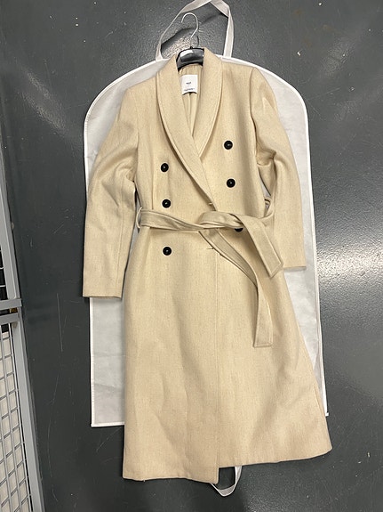 Lähes uusi Mango vaalea beige / kerma villakangastakki S 36