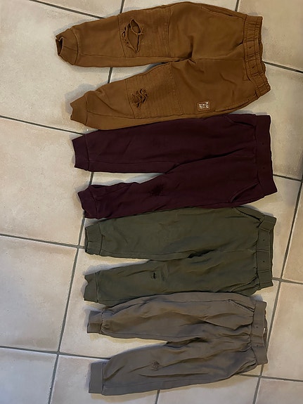 Lindex housut 98/104 vaatii korjausta