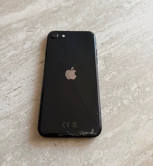 Apple iPhone SE (2020) 64Gb