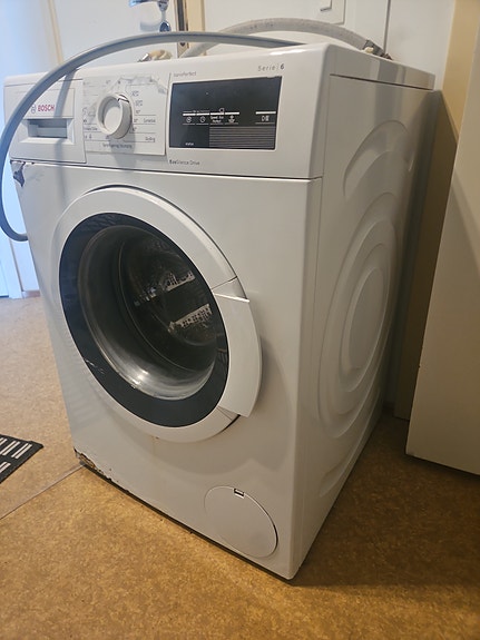 Bosch edestä täytettävä pesukone