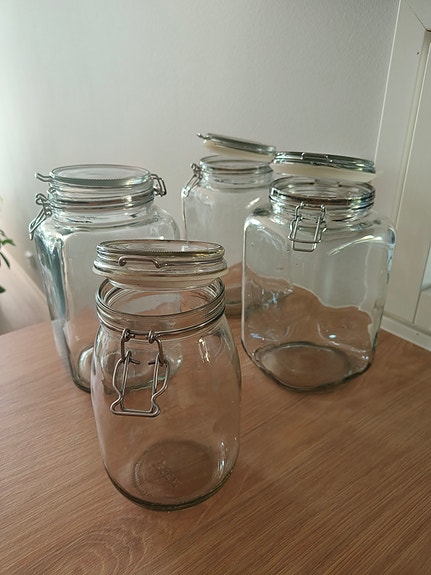 Isot lasitölkit IKEA